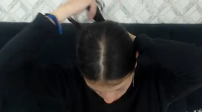 Snapshot of Emma-Wilson chatting on 02.26.25 Emma-Wilson online show from 02.26.25