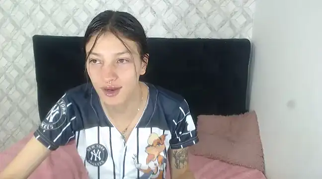 Snapshot of Emma-Wilson chatting on 03.03.25 Emma-Wilson online show from 03.03.25