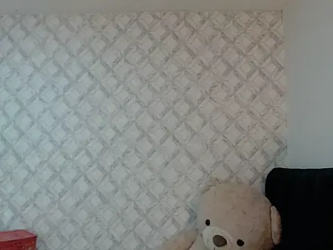 Emma-Wilson online show from 02.02.26