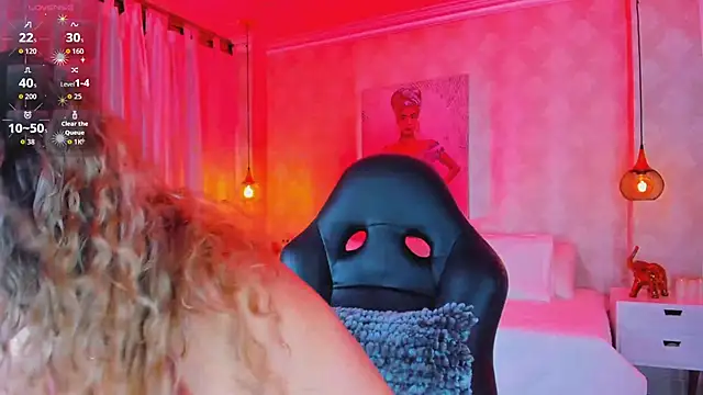 Shantall   online show from 10.08.25