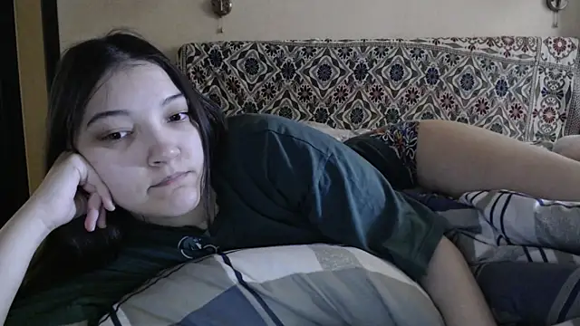 AlisaDevis online show from 12.31.24