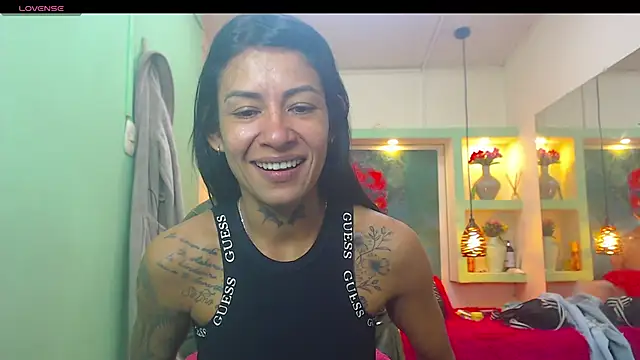 lorenapinto online show from 05.25.26