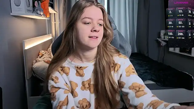 candy maggie online show from 02.17.25