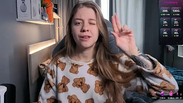 candy maggie online show from 03.20.25