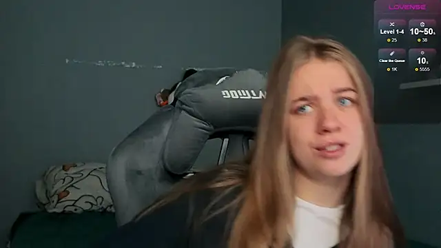 candy maggie online show from 09.29.25