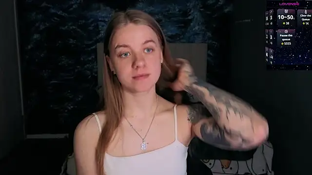 candy maggie online show from 04.16.26