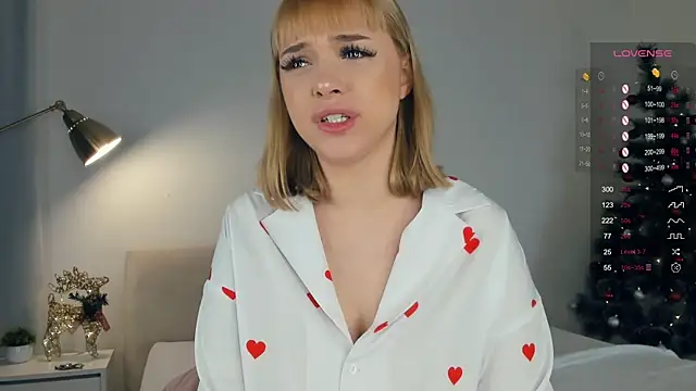 KateDolphin online show from 12.27.24