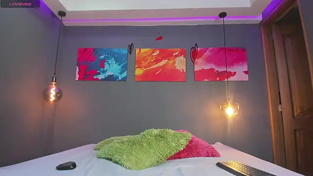 summer lee  online show from 12.14.24