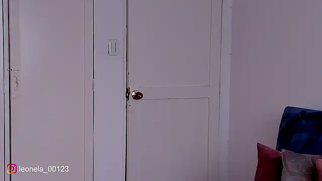 cuddlingbunny online show from 02.21.26