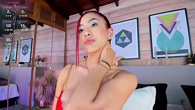 Snapshot of AmmyScott chatting on 02.16.25 AmmyScott online show from 02.16.25