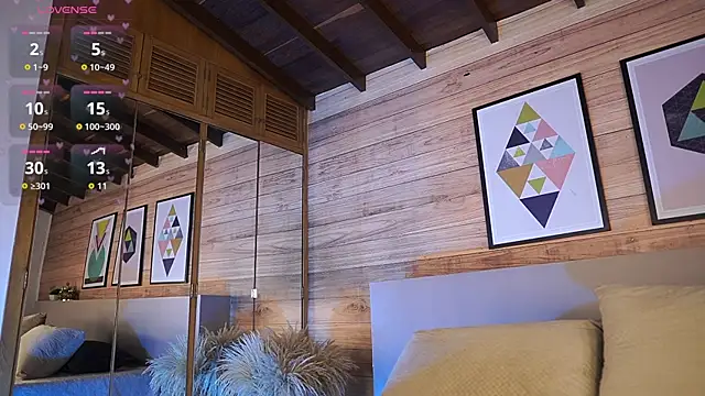 Snapshot of AmmyScott chatting on 10.13.25 AmmyScott online show from 10.13.25