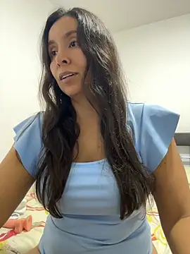 Snapshot of emely_sexx20 chatting on 06.26.26 emely sexx20 online show from 06.26.26