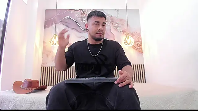 BrianMalonee online show from 10.15.25