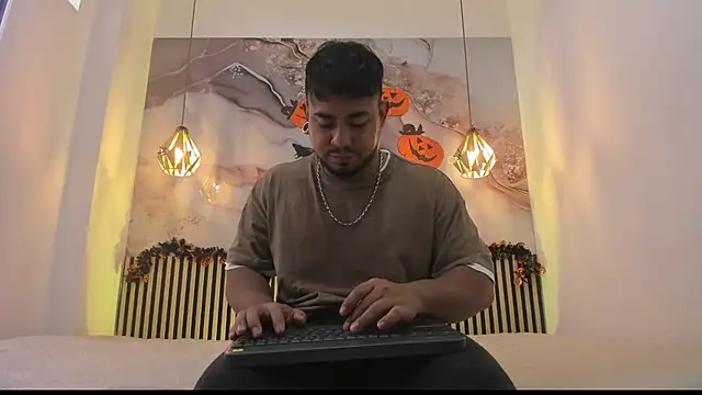 BrianMalonee online show from 10.25.25