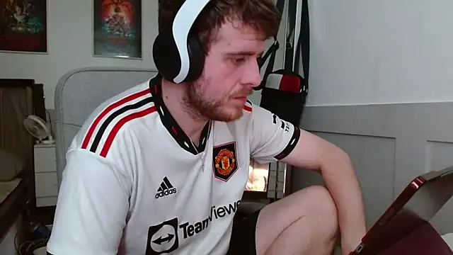 maxy49 online show from 11.30.25