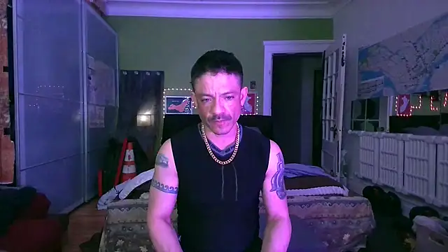 Snapshot of Tony_Torrente chatting on 02.24.26 Tony Torrente online show from 02.24.26