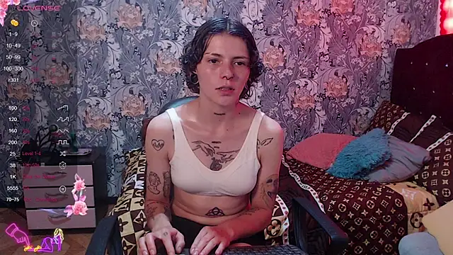 pretty cristal69 online show from 04.17.26