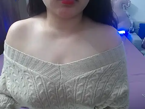 Mochi Soft online show from 02.11.25