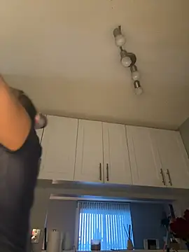 Your Paris online show from 03.18.25