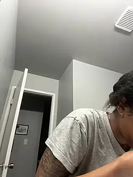 Your Paris online show from 03.22.25