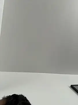 Your Paris online show from 03.04.26