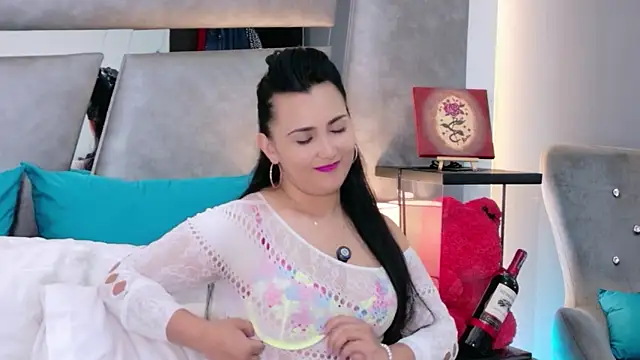 Evangeline Taylorr online show from 02.27.26