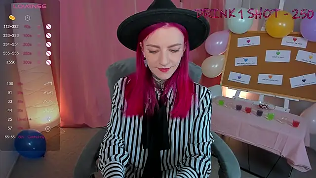 Roxy      online show from 02.07.25