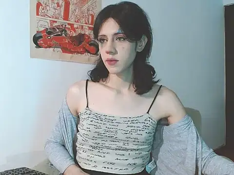 Snapshot of lucydreamm chatting on 06.25.26 lucydreamm online show from 06.25.26
