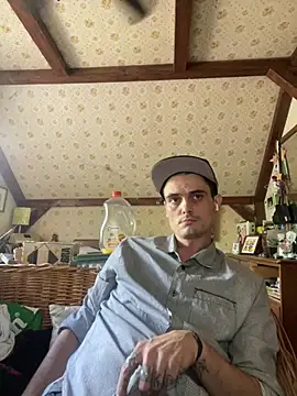 Snapshot of JustTylerr chatting on 07.15.26 JustTylerr online show from 07.15.26