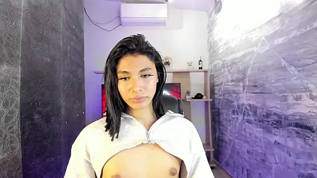 IsabelleFoxx  online show from 01.18.25