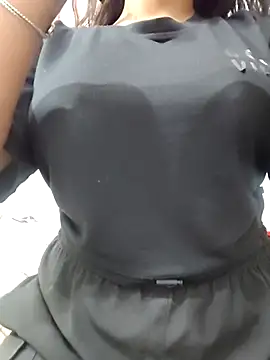 MohiniHott online show from 11.16.25