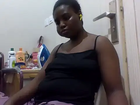 queenzuena online show from 05.21.26