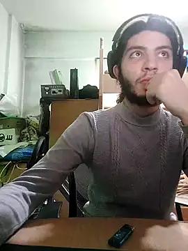 Snapshot of kleineid77 chatting on 01.12.25 kleineid77 online show from 01.12.25