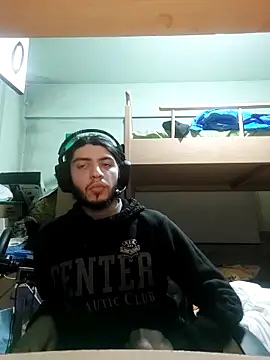 Snapshot of kleineid77 chatting on 02.11.25 kleineid77 online show from 02.11.25