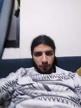 Snapshot of kleineid77 chatting on 11.15.25 kleineid77 online show from 11.15.25