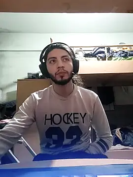 Snapshot of kleineid77 chatting on 01.06.26 kleineid77 online show from 01.06.26