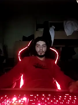 Snapshot of kleineid77 chatting on 02.01.26 kleineid77 online show from 02.01.26