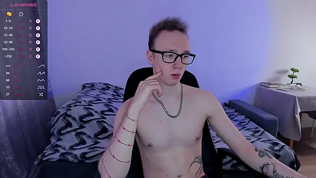 Alex silents online show from 02.14.25