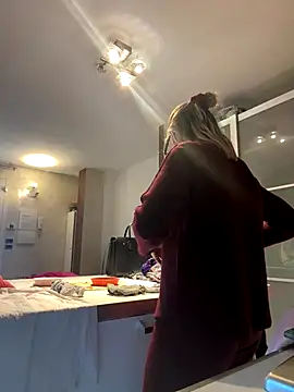 Snapshot of casalinga88 chatting on 11.03.25 casalinga88 online show from 11.03.25