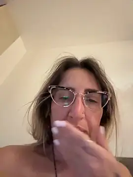 Snapshot of casalinga88 chatting on 11.28.25 casalinga88 online show from 11.28.25