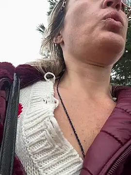 Snapshot of casalinga88 chatting on 12.04.25 casalinga88 online show from 12.04.25