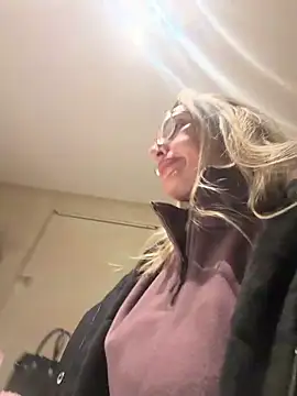 Snapshot of casalinga88 chatting on 03.10.26 casalinga88 online show from 03.10.26