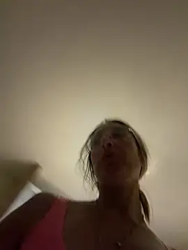 Snapshot of casalinga88 chatting on 03.15.26 casalinga88 online show from 03.15.26