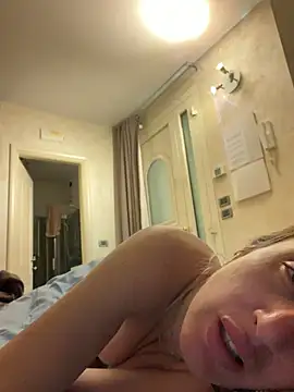 Snapshot of casalinga88 chatting on 03.18.26 casalinga88 online show from 03.18.26