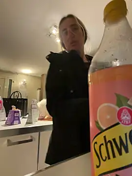 Snapshot of casalinga88 chatting on 03.31.26 casalinga88 online show from 03.31.26