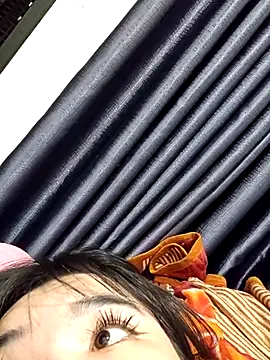 Berrysweet 68 online show from 03.21.25