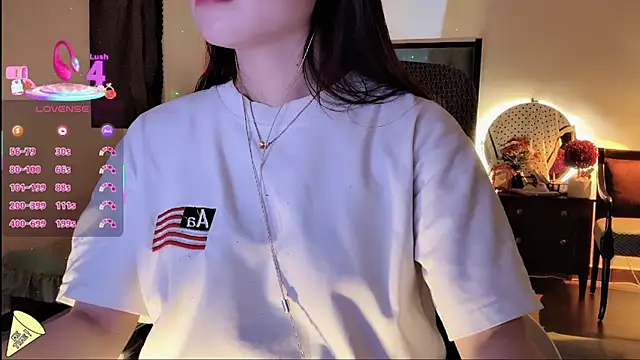 Berrysweet 68 online show from 10.19.25