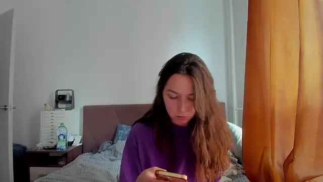 Adela Vetta online show from 10.15.25