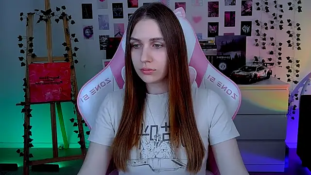 AliceCharmy online show from 10.07.25