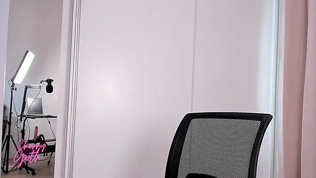 CherryGoth online show from 02.14.25